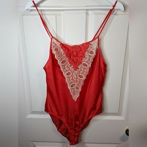 Spatz vintage French lingerie in coral with lace size Medium